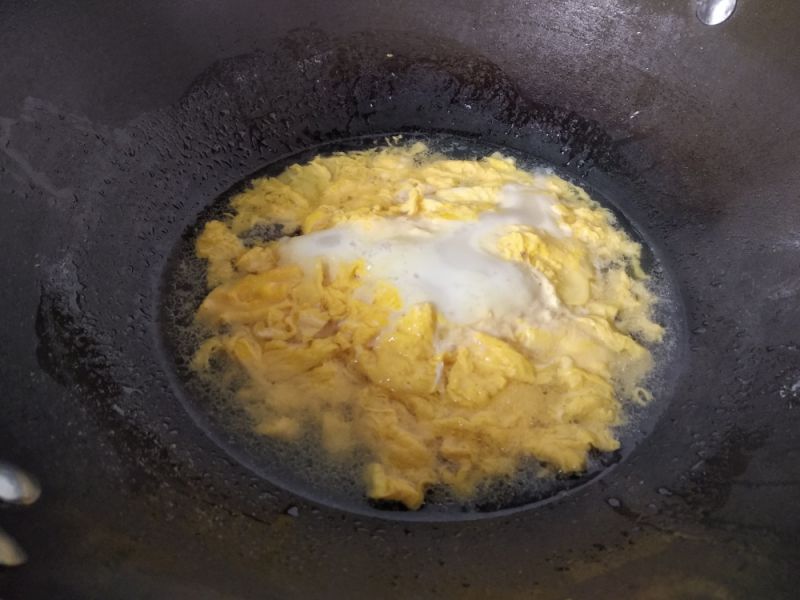 第4步([家常菜]猪肝蛋汤的做法)