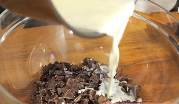 第11步(【德式烘焙】焦糖海盐巧克力塔的做法)