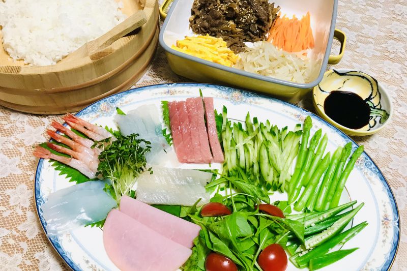 第6步(海鲜手卷寿司&amp;牛肉手卷寿司的做法)