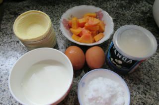 第1步(下午茶点心：木瓜蛋挞的做法)