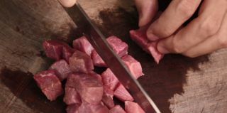 第1步(牙签牛肉的做法)