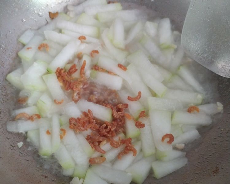 第3步(家常菜--海米冬瓜的做法)