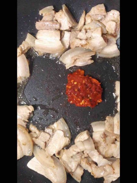 第5步(尖椒回锅肉的做法)