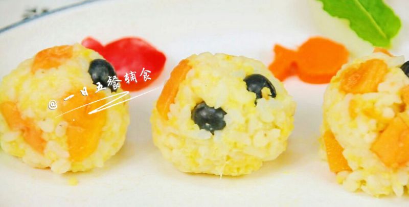 第8步(榴莲水果香饭团 宝宝辅食，大米+小米+高粱+木瓜+蓝莓的做法)