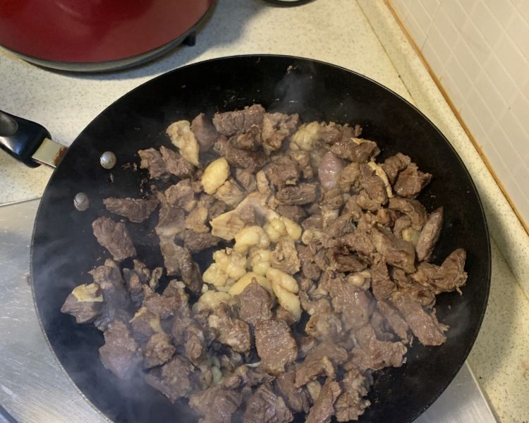 第5步(土豆烧牛肉的做法)