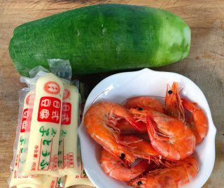 第1步(萝卜丝日本豆腐虾汤的做法)