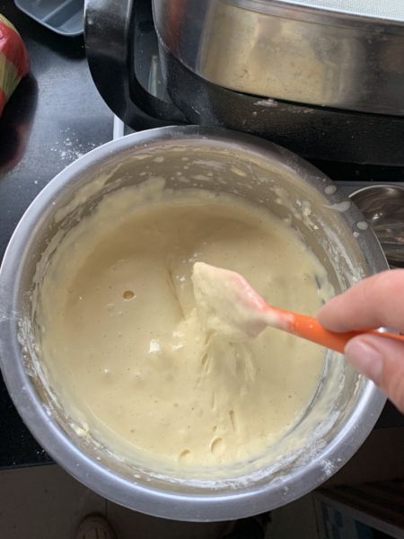 第4步(酸奶蛋糕的做法)