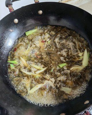 第3步(酸菜豆腐鱼的做法)