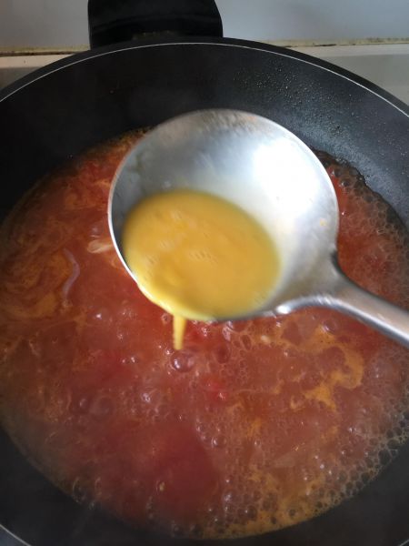 第13步(西红柿鸡蛋汤的做法)
