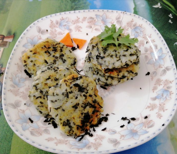 第4步(紫菜虾干小米饼，补钙又补碘。的做法)