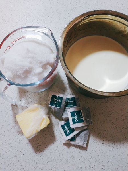 第2步(红茶焦糖海盐酱的做法)