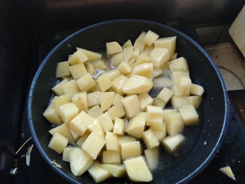 第6步(咖喱土豆的做法)