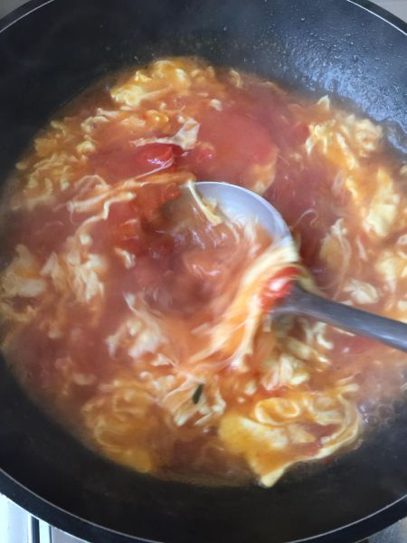 第14步(西红柿鸡蛋汤的做法)