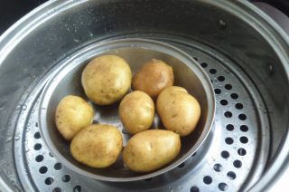 第2步(锅巴土豆的做法)