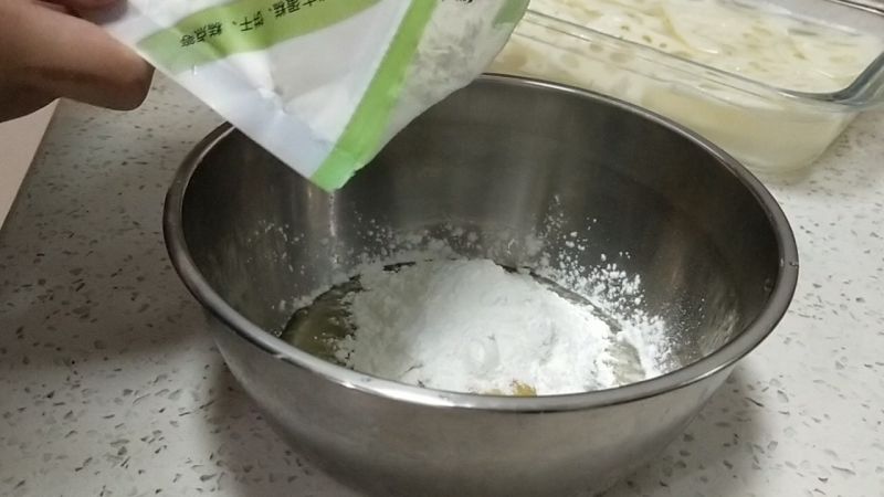 第4步(网红小零食香酥藕片的做法)