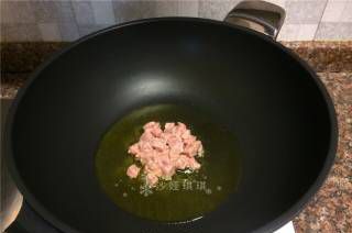 第5步(竹笋酸菜牛肉米线的做法)